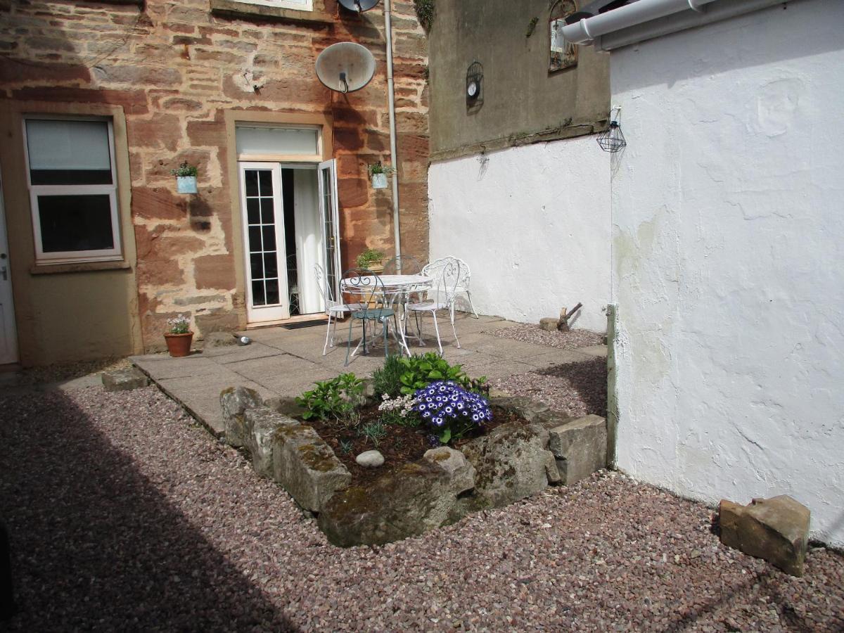 Garden Apartment Ayr Esterno foto