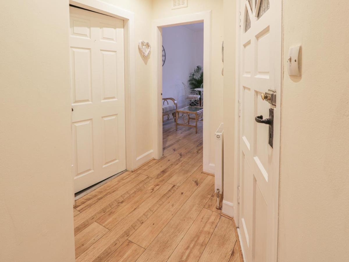 Garden Apartment Ayr Esterno foto