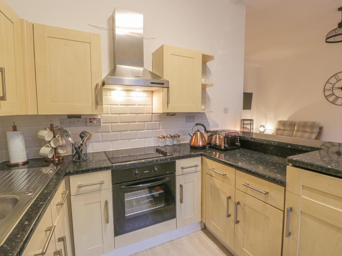 Garden Apartment Ayr Esterno foto